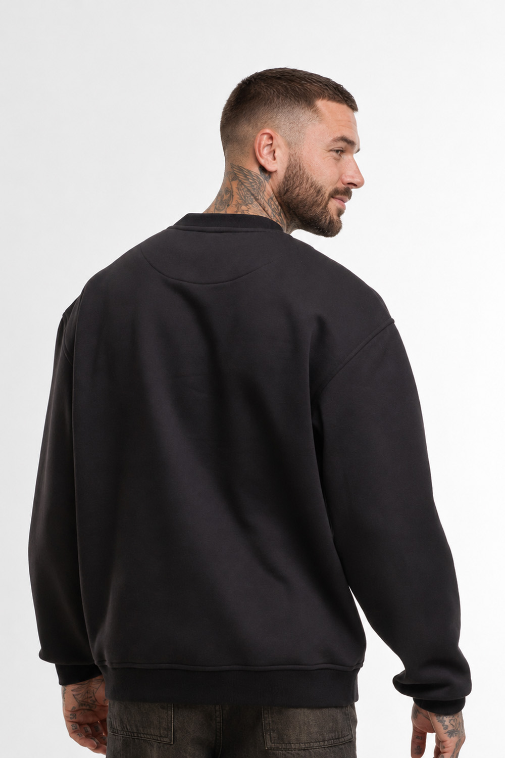 Detailní pohled na oversize mikina Trikito